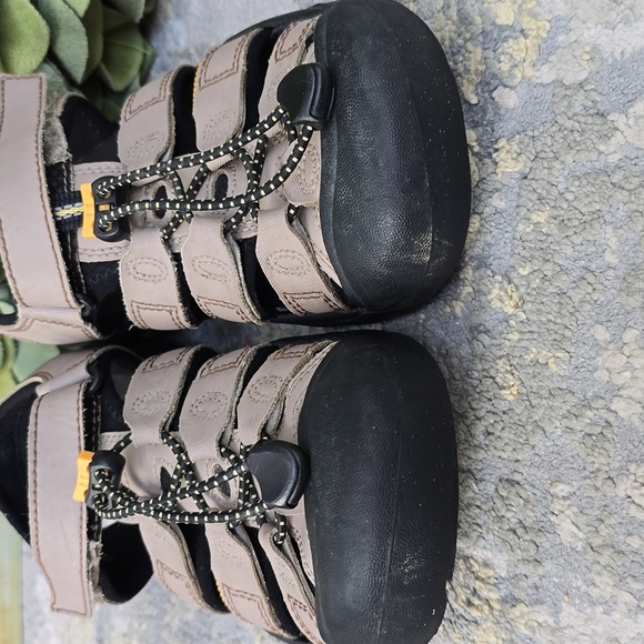 Keen Newport H2 Sandals - YOUTH Size 4 - Picture 4 of 15